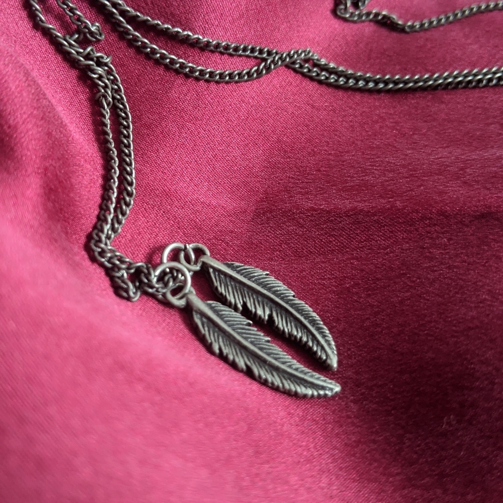 (3/$15) Pewter necklace with feathers
